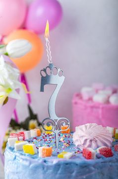 Свеча - топпер цифра "7"