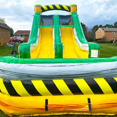 Коммерческая надувная полоса препятствий «Радиация», 18×3×4 м