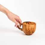 Деревянная кружка из кедра для напитков 350 мл. C69