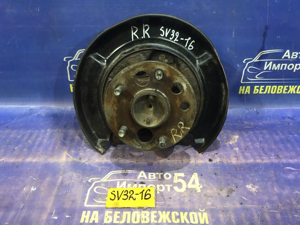 Ступица задняя правая TOYOTA VISTA 1993