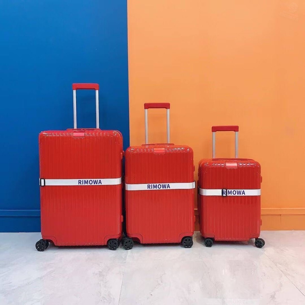 Дорожный чемодан Rimowa