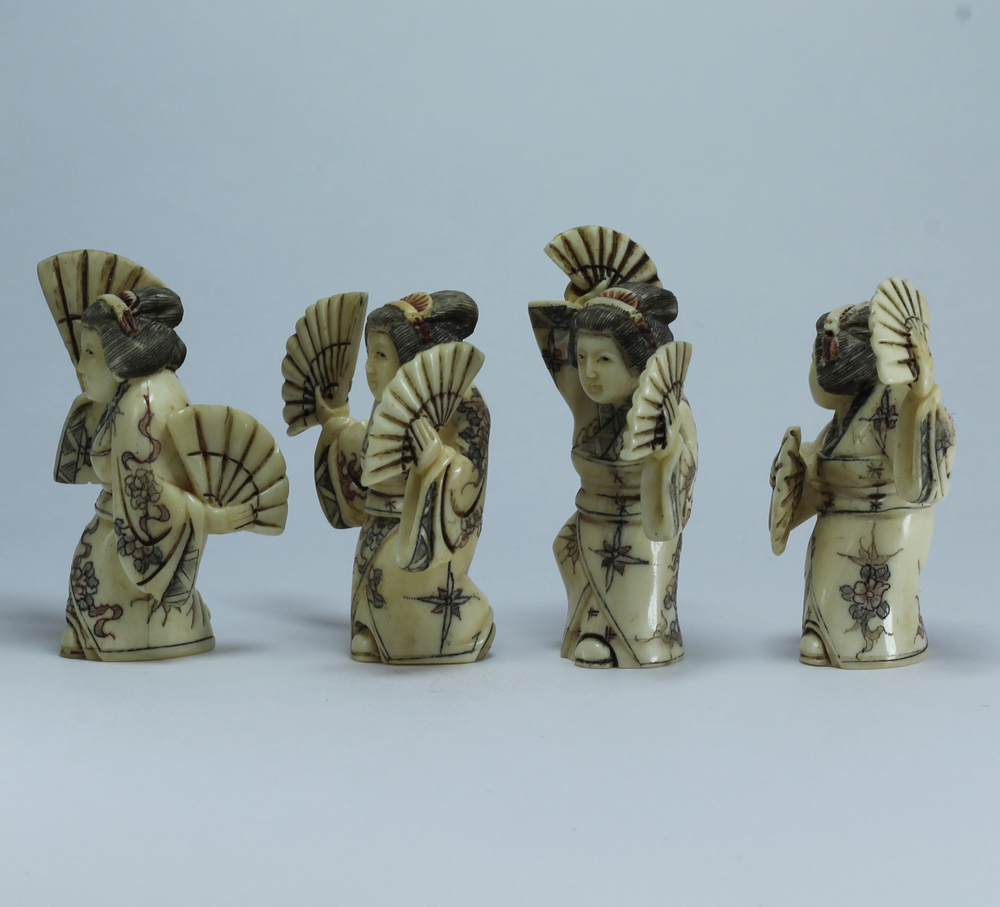 Набор нэцкэ 4 гейши