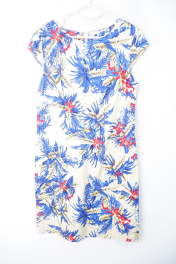 Платье Deniza молочное с цветами 44 размер, новое