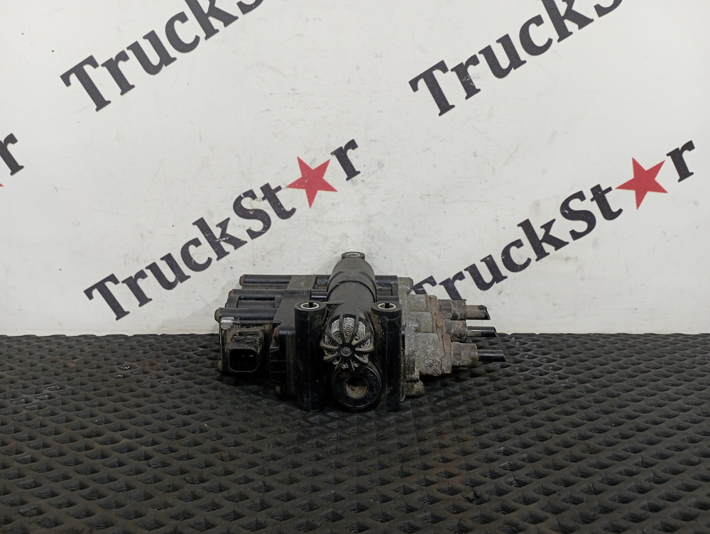 Кран уровня пола главный 2018г.