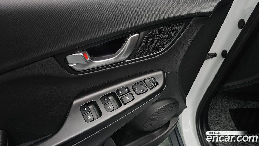 Hyundai The New KONA Hybrid Modern (10.2021)
