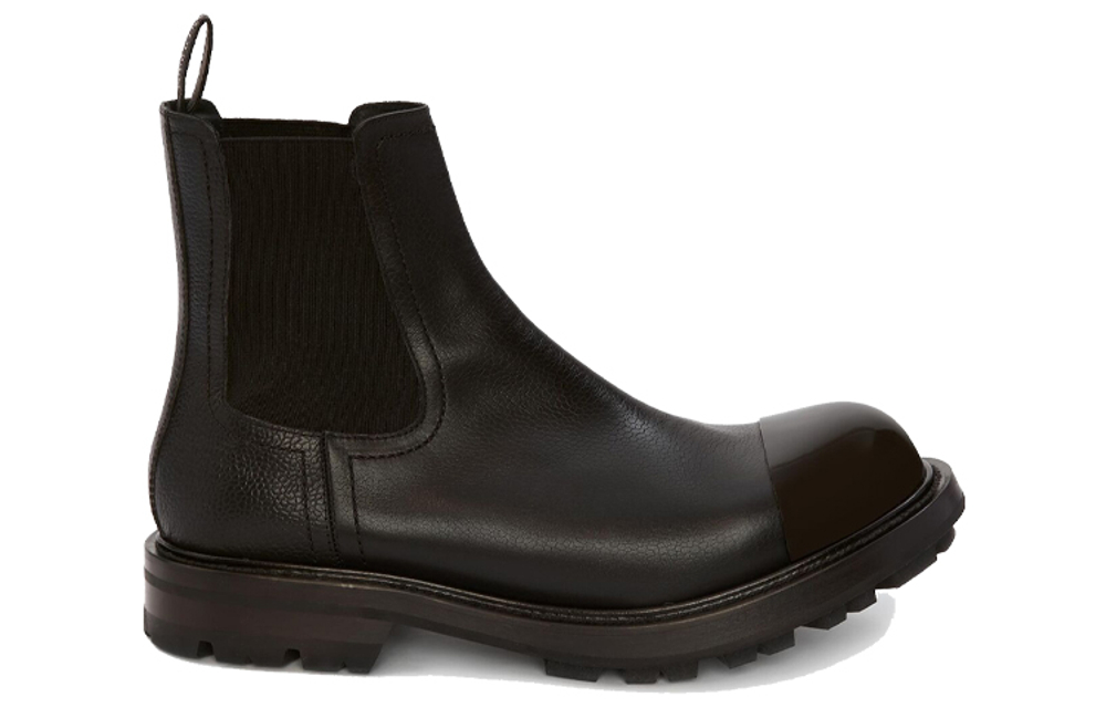 Alexander McQueen Shiny Toecap Grainy Leather Chelsea Boot Black