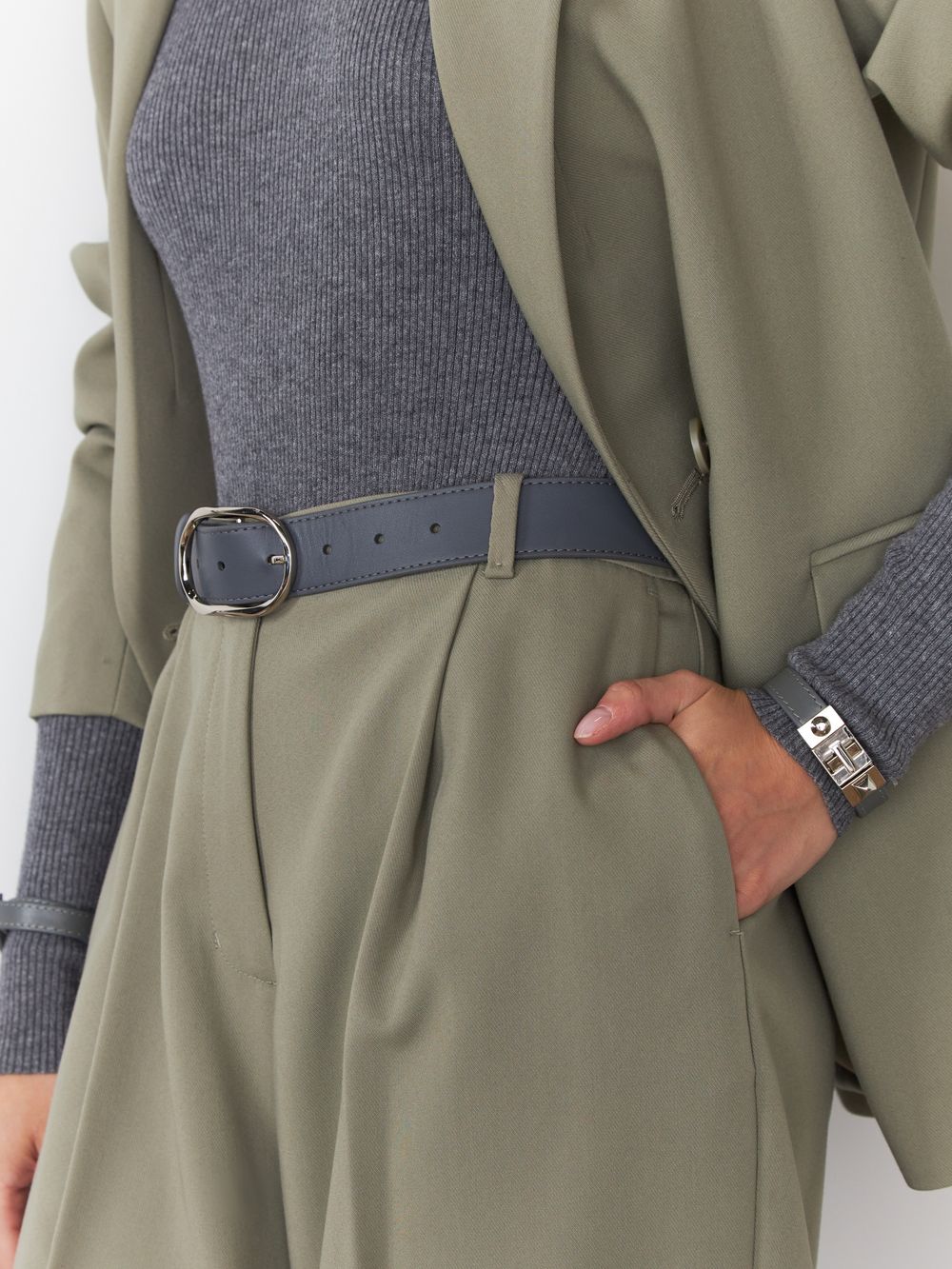 MISTRESS БРАСЛЕТ 12 GREY