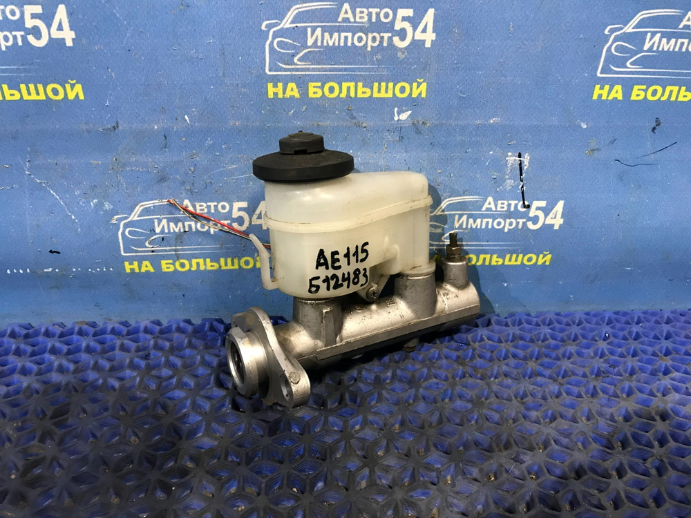 Главный тормозной цилиндр TOYOTA CARIB 1995-2002