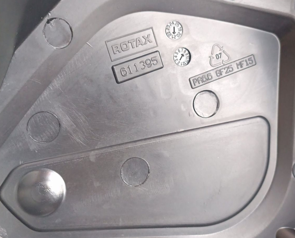 Крышка вариатора BRP Can-Am 420611397