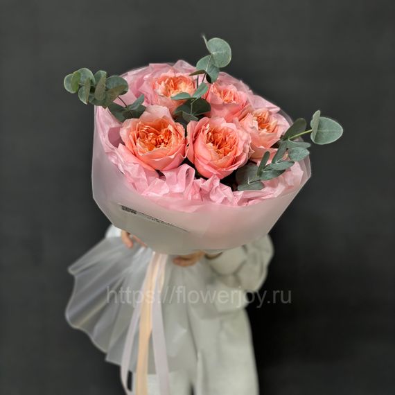 Букет из пионовидных роз