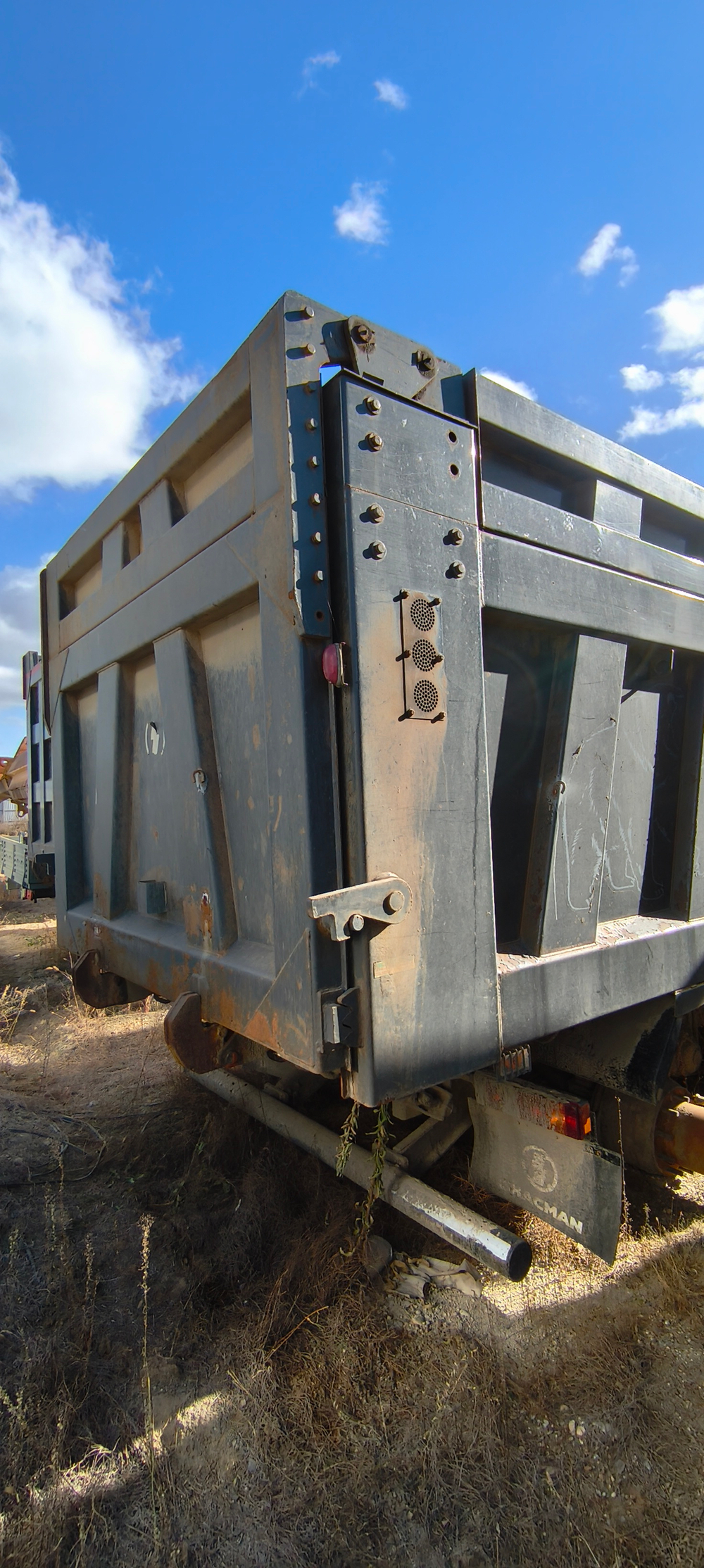 Shacman (Shaanxi) SX* 8x4 Самосвал SX33186V366 (Дизельный, 11,6 л, 423 л.с., МТ)