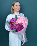 Букет из кустовой розы Бомбастик и хризантема Бигуди(00388)