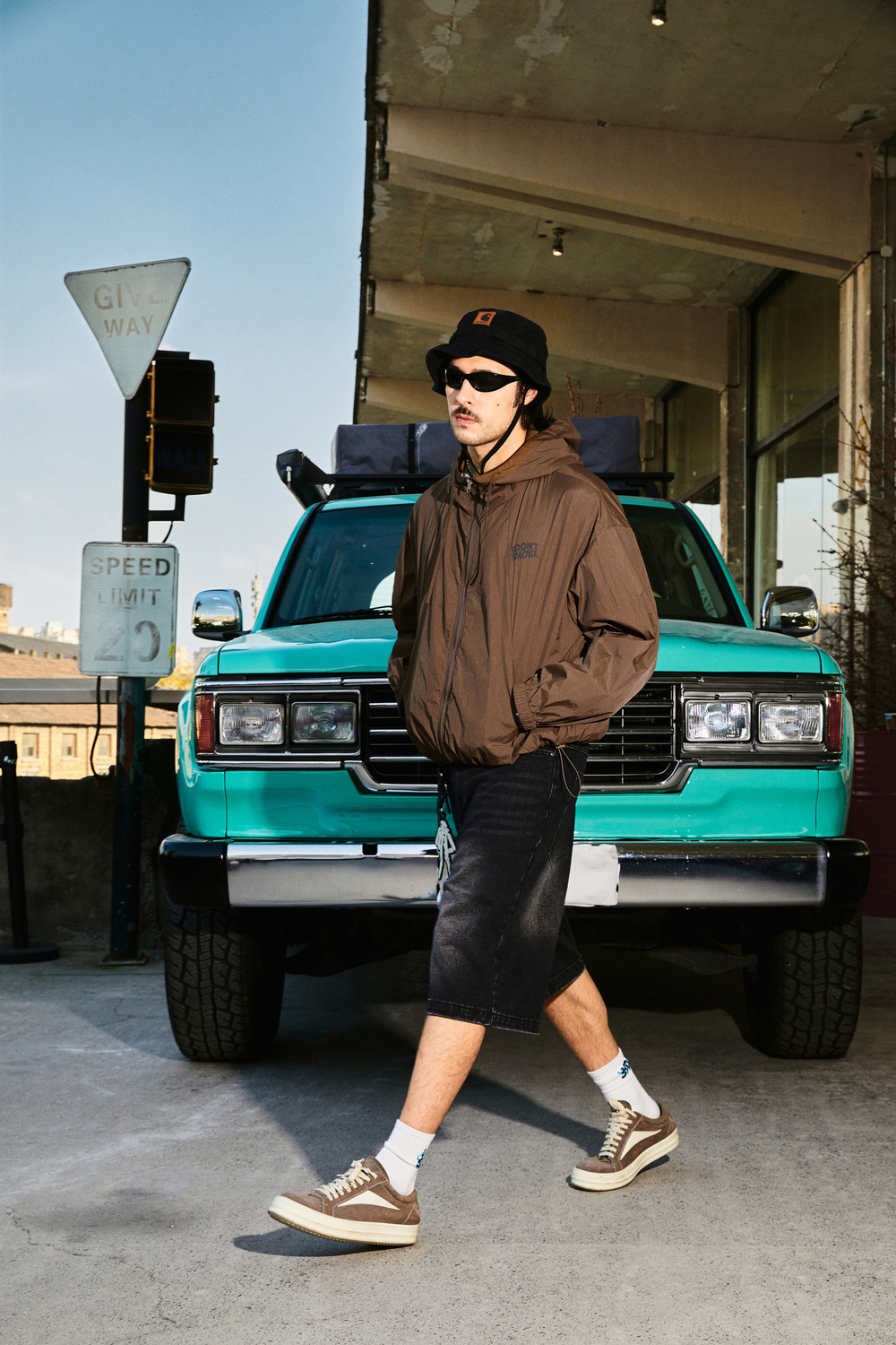 Куртка-ветровка DONSMOKE "Back Logo" Hooded Windbreaker