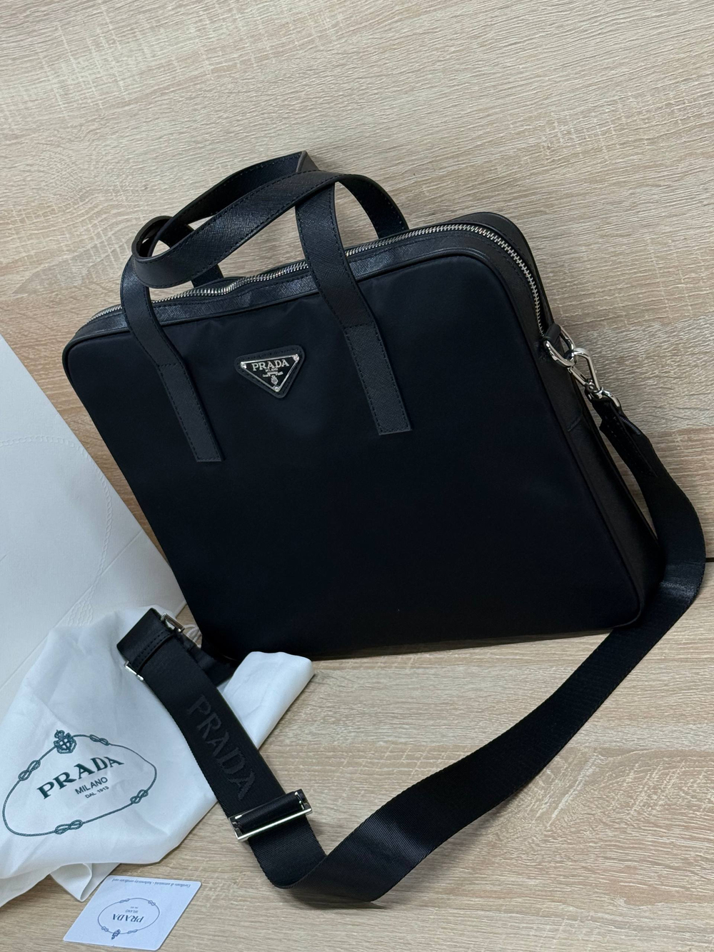 Деловая сумка Prada