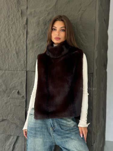 Темно-коричневая манишка из эко-меха
