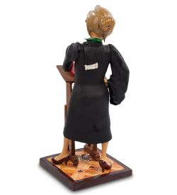 FO-85514 Статуэтка «Адвокат» (The Lady Lawyer. Forchino)