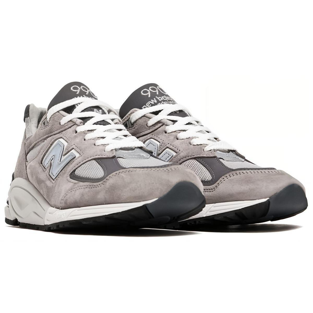 Кроссовки New Balance NB 990 V2, M990GR2