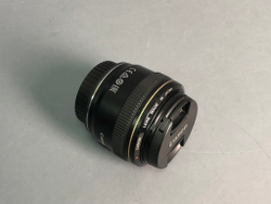 Canon EF 28mm 1.8 USM