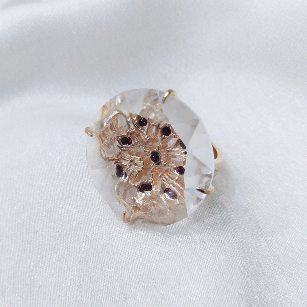 "Изыск" кольцо в золотом покрытии из коллекции "Дефиле" от Jenavi