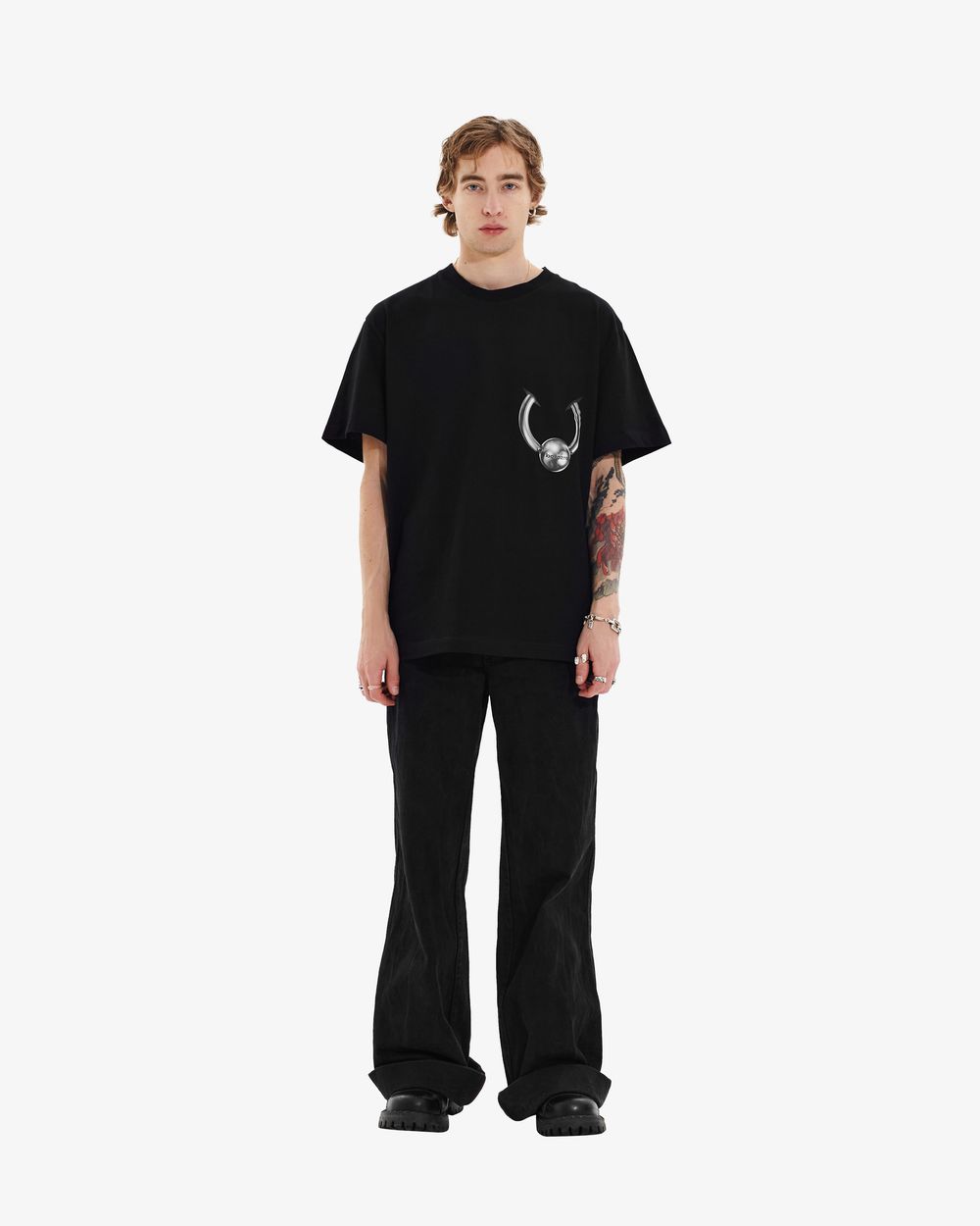 Футболка Borozna с принтом пирсинг черная