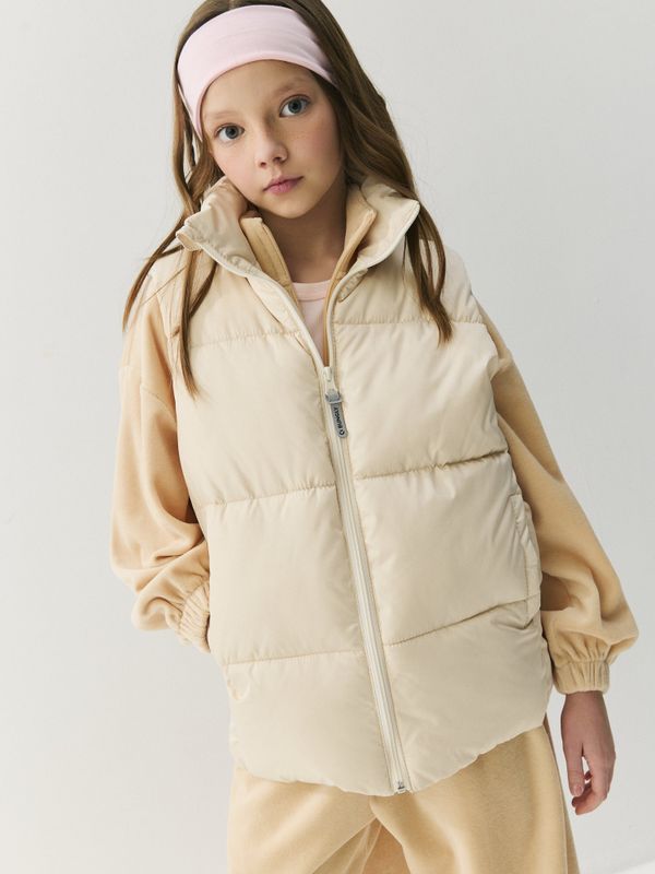 Жилет стеганый на молнии 