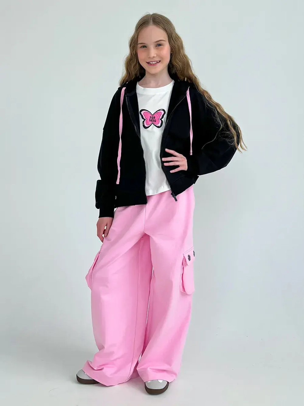 Спортивный костюм для девочки в школу