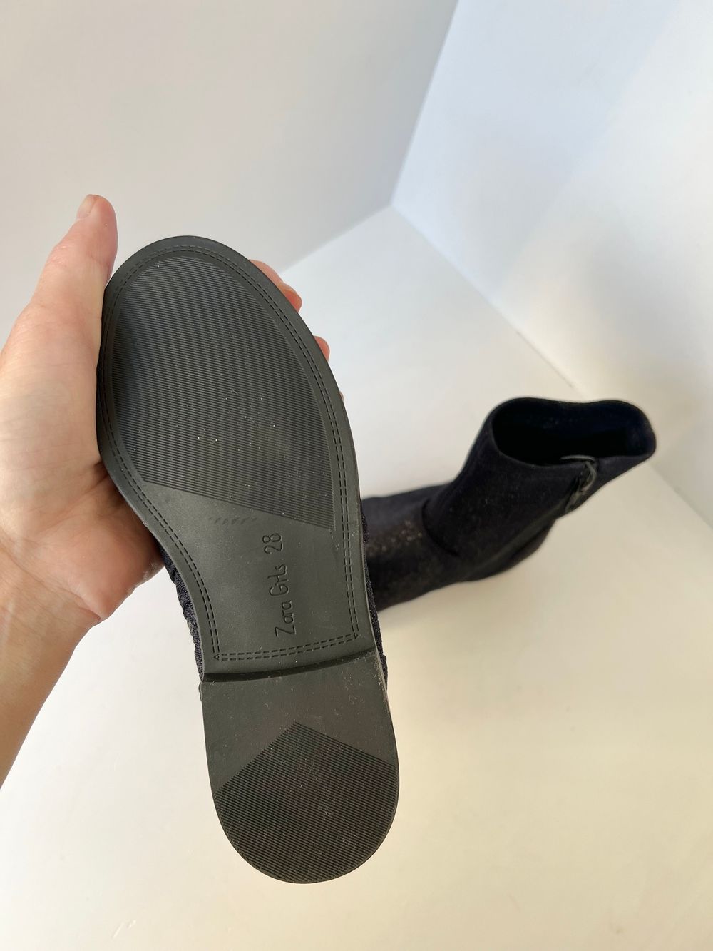 Новые ботинки Zara, 28