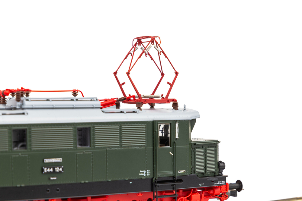 Электровоз E 44 DR III