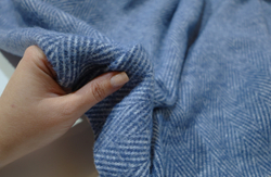 СИНЯЯ ЕЛОЧКА - Альпака-травка (КРВ613 Елена) (к0 незначительно испачкан с изнанки)