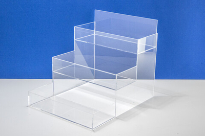 Горка 3-х ярусная под товар 300х376х300