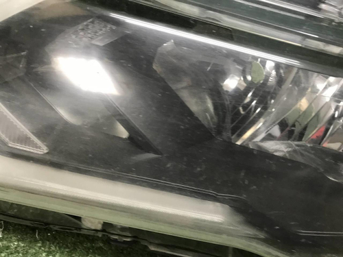 Битая Фара левая Nissan X-Trail T32 17-22 галоген