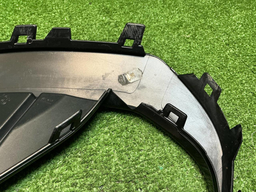 Решетка переднего бампера правая VW Tiguan 2 20-нв