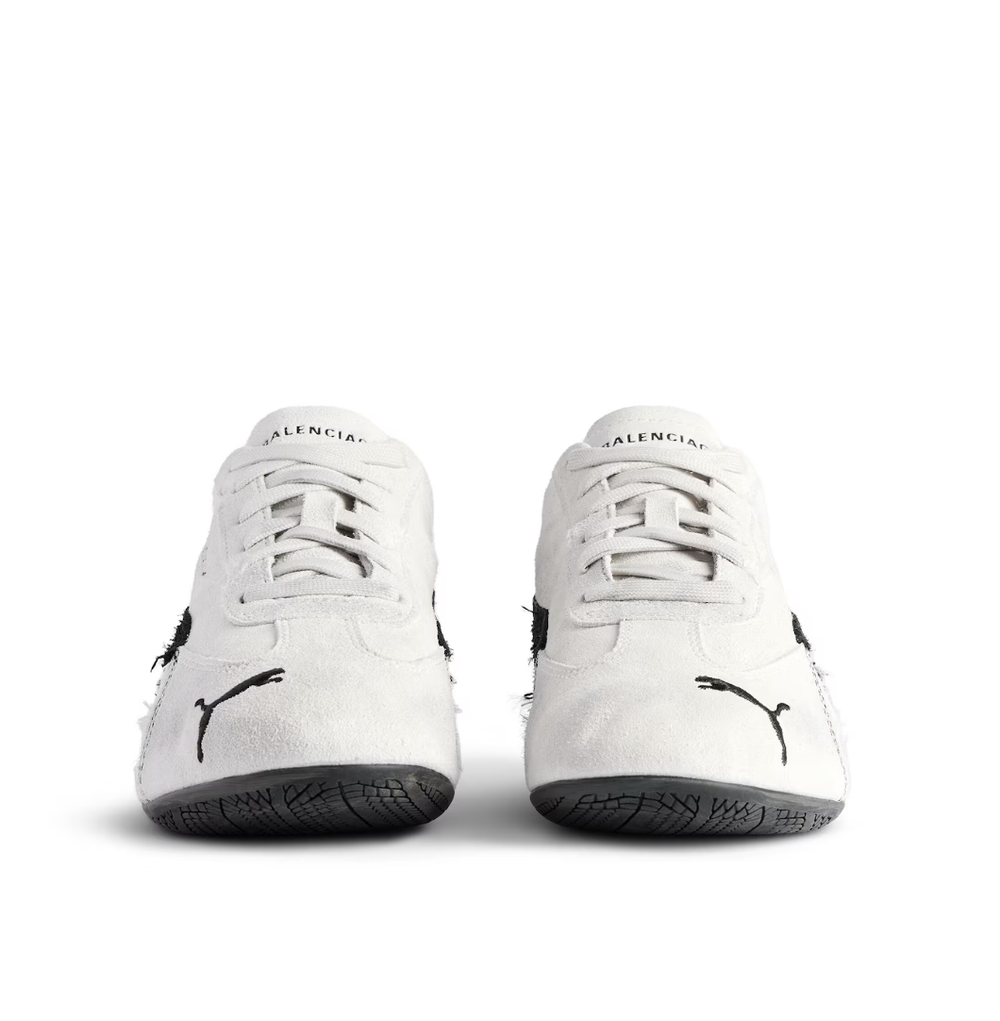 Кроссовки Speedcat Balenciaga x PUMA из состаренной замши белого цвета