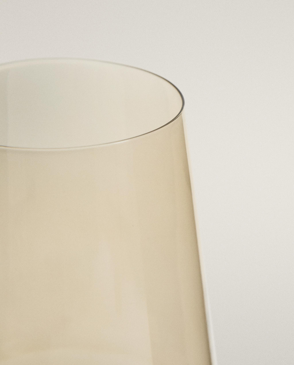Zara Home бокал из стекла, цвет зелёный, 23.4 см