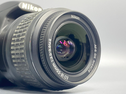 Nikon D3100 kit 18-55mm ED 19500 кадров