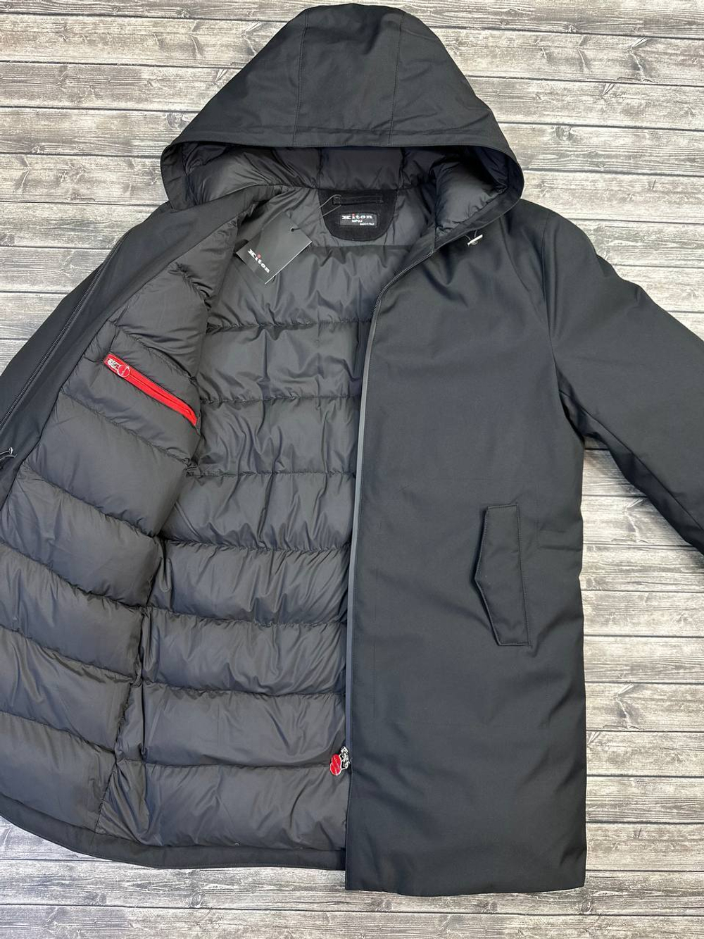 Пуховик Kiton