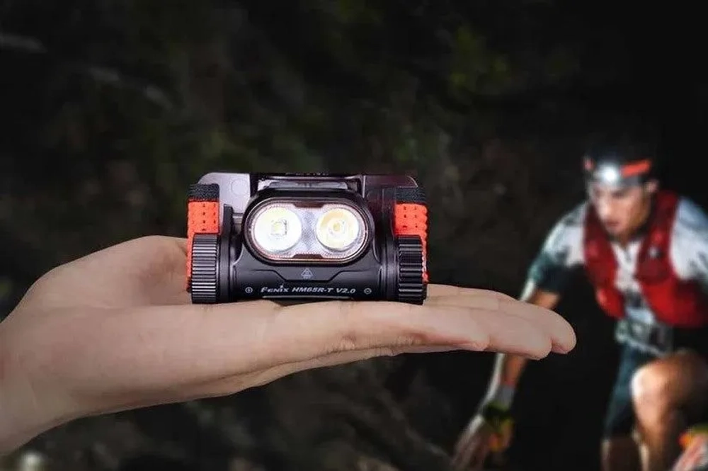 Налобный фонарь Fenix HM65R-T V2.0 черный