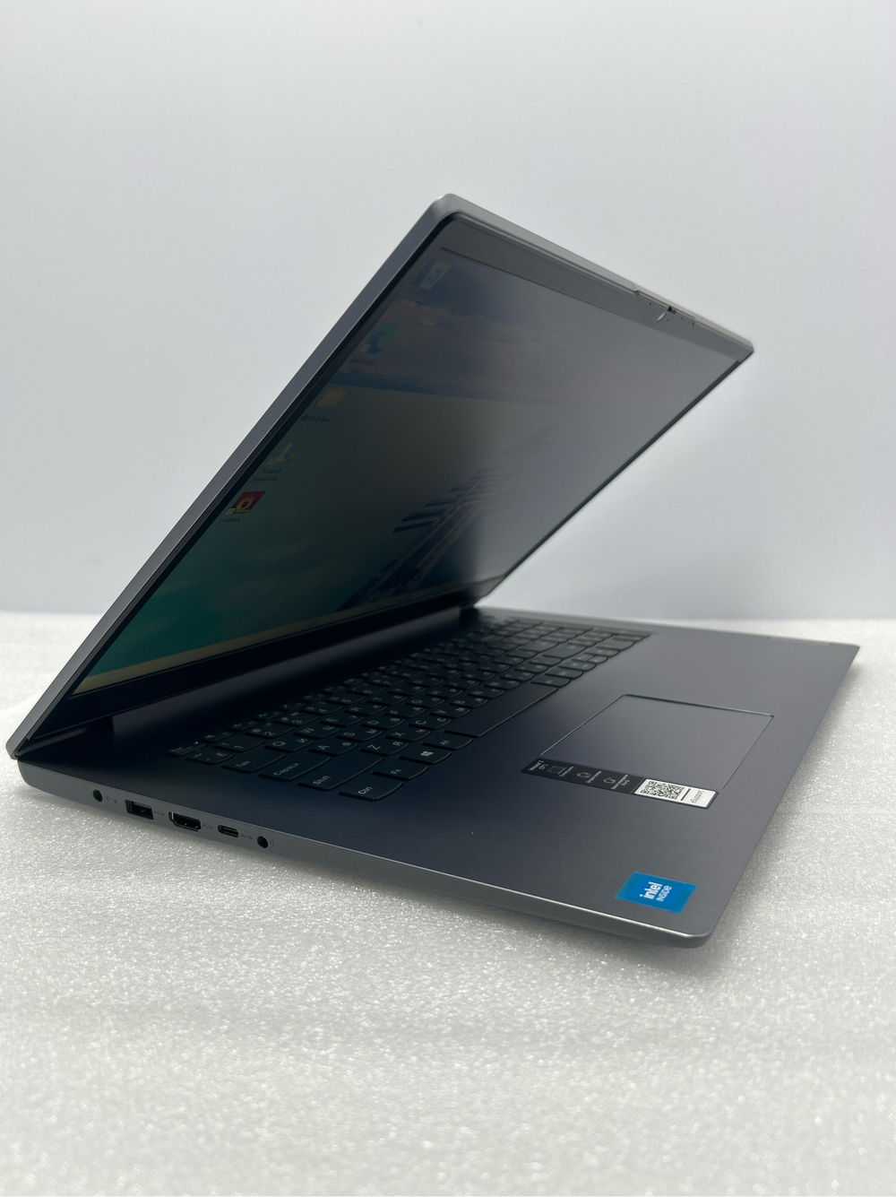 Ноутбук Lenovo IdeaPad 3-17ITL6 (82H9003SRU) 17.3"/Intel Celeron 6305/RAM 4GB/SSD 256GB/Intel UHD Graphics/TN/1600x900/Win10/Подсветка кл-ры: нет/Cерый. Состояние: B1