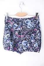 Юбка O'stin с цветами 44 размер, новая