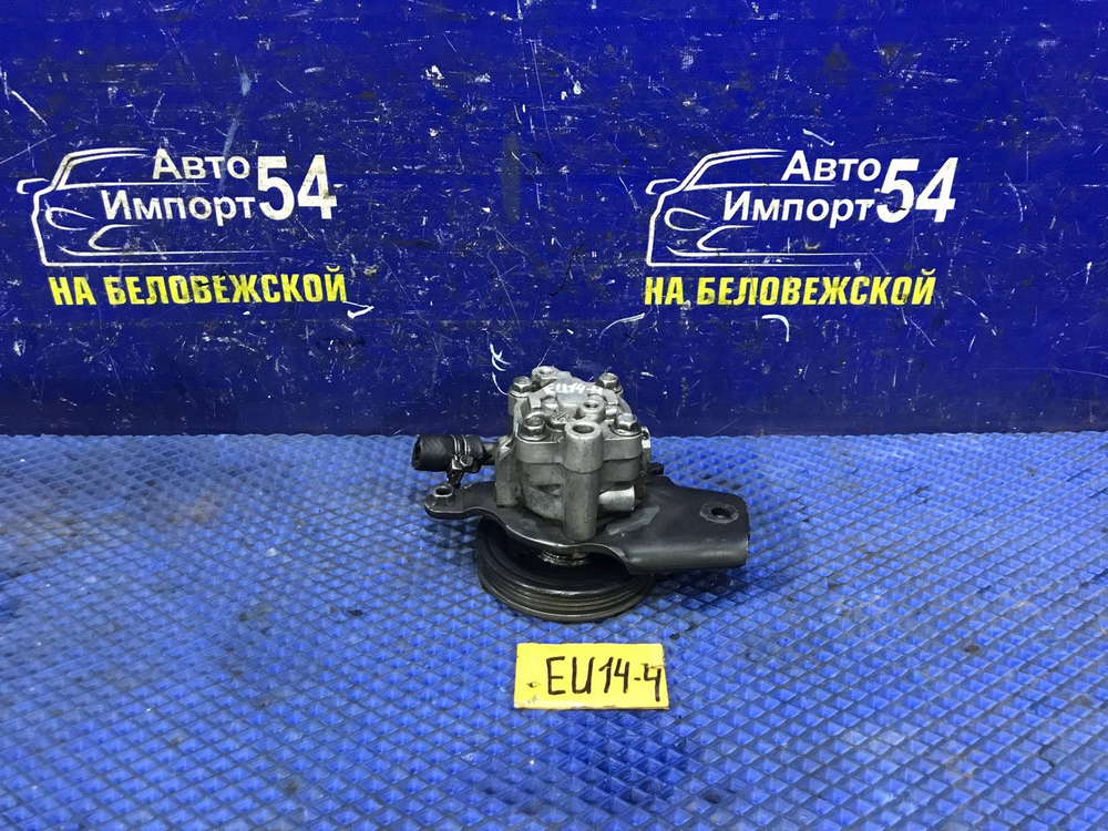 Насос ГУР NISSAN BLUEBIRD 1997