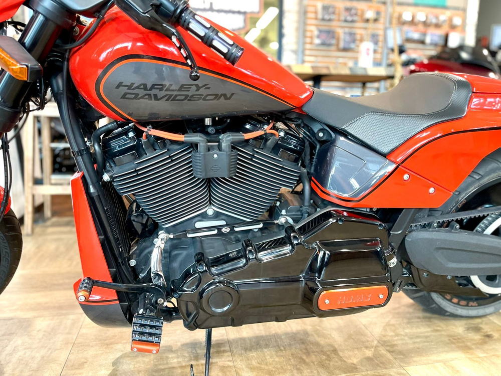 Harley-Davidson FXDR 114 (2020) Baja Orange