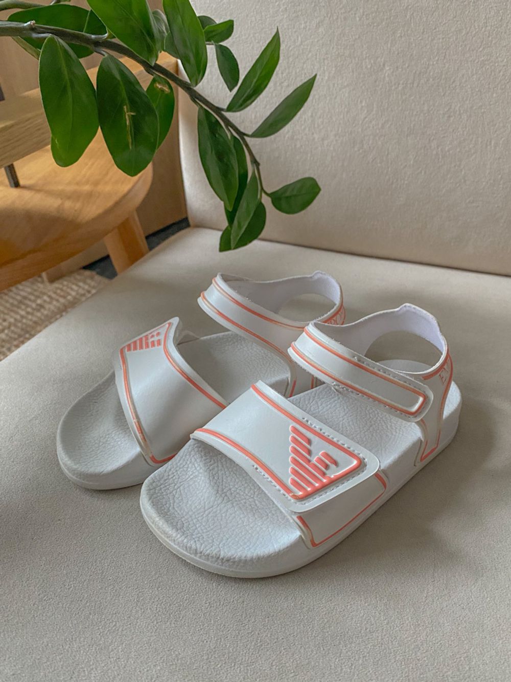 Сандалии Emporio Armani