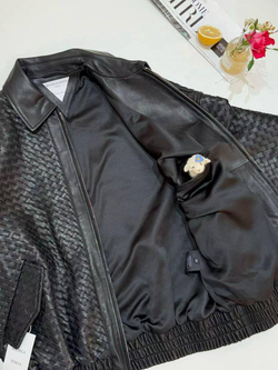 Бомбер Bottega Veneta