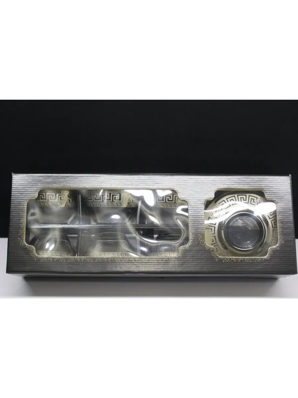 Чайный сервиз на 6 персон