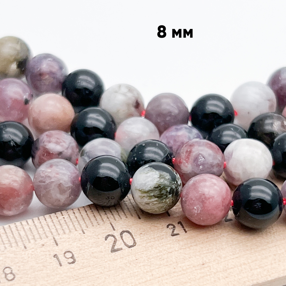 Турмалин, диаметр 8,1-8,4 мм, цена за 11 шт (1/4 нити)