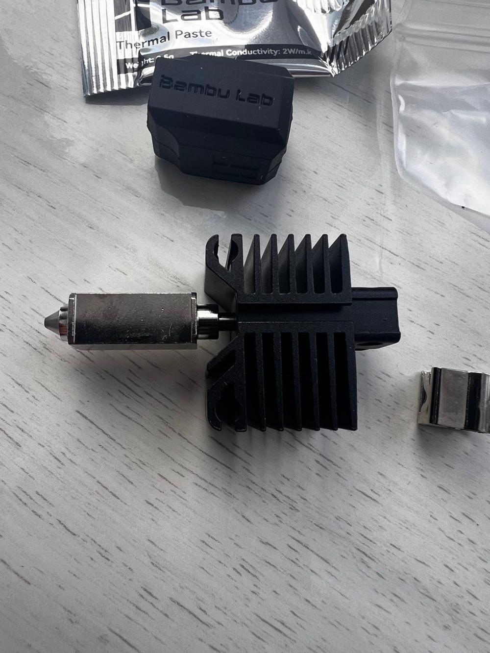 Хотэнд с соплом 0,8 мм из закаленной стали для 3Д принтера Bambu Lab X1 Series & P1 Series (FAH003-N-1)