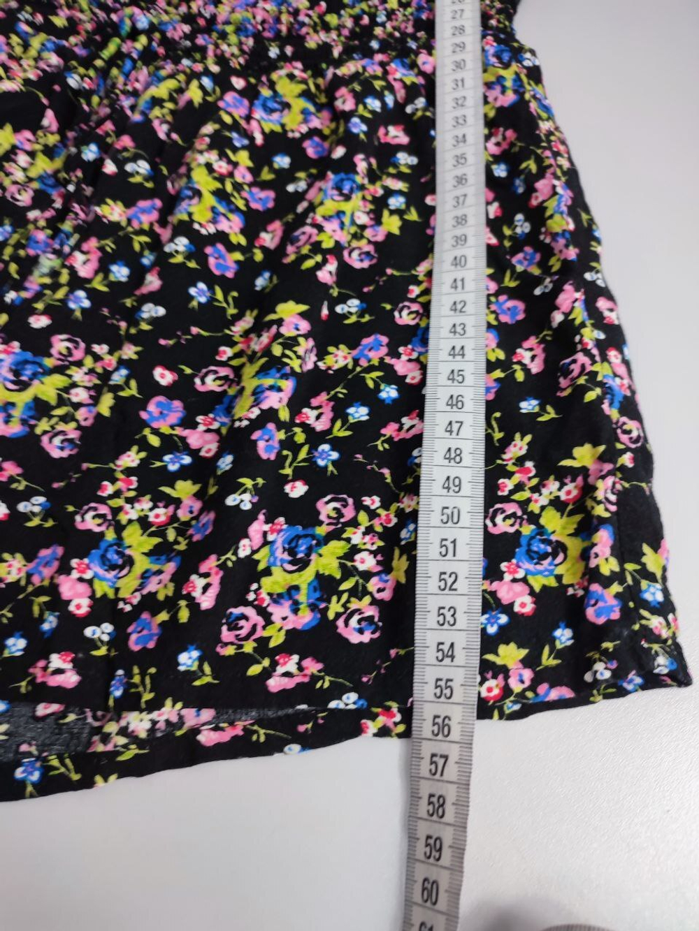 Комбинезон с цветочным  принтом 42 размер