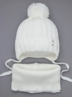 Шапка для девочек осенняя и снуд