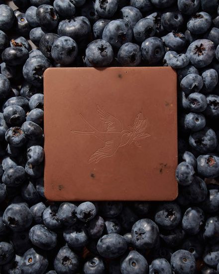 Шоколад "Черника и лаванда", 50гр