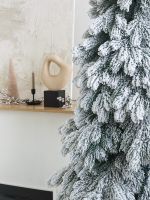 Заснеженная ель на ножке «Венето» (Литая хвоя) 180 см / 1,8 м